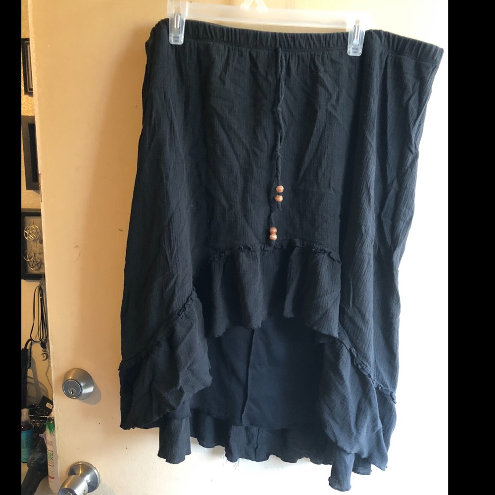 Torrid Boho black high-low skirt